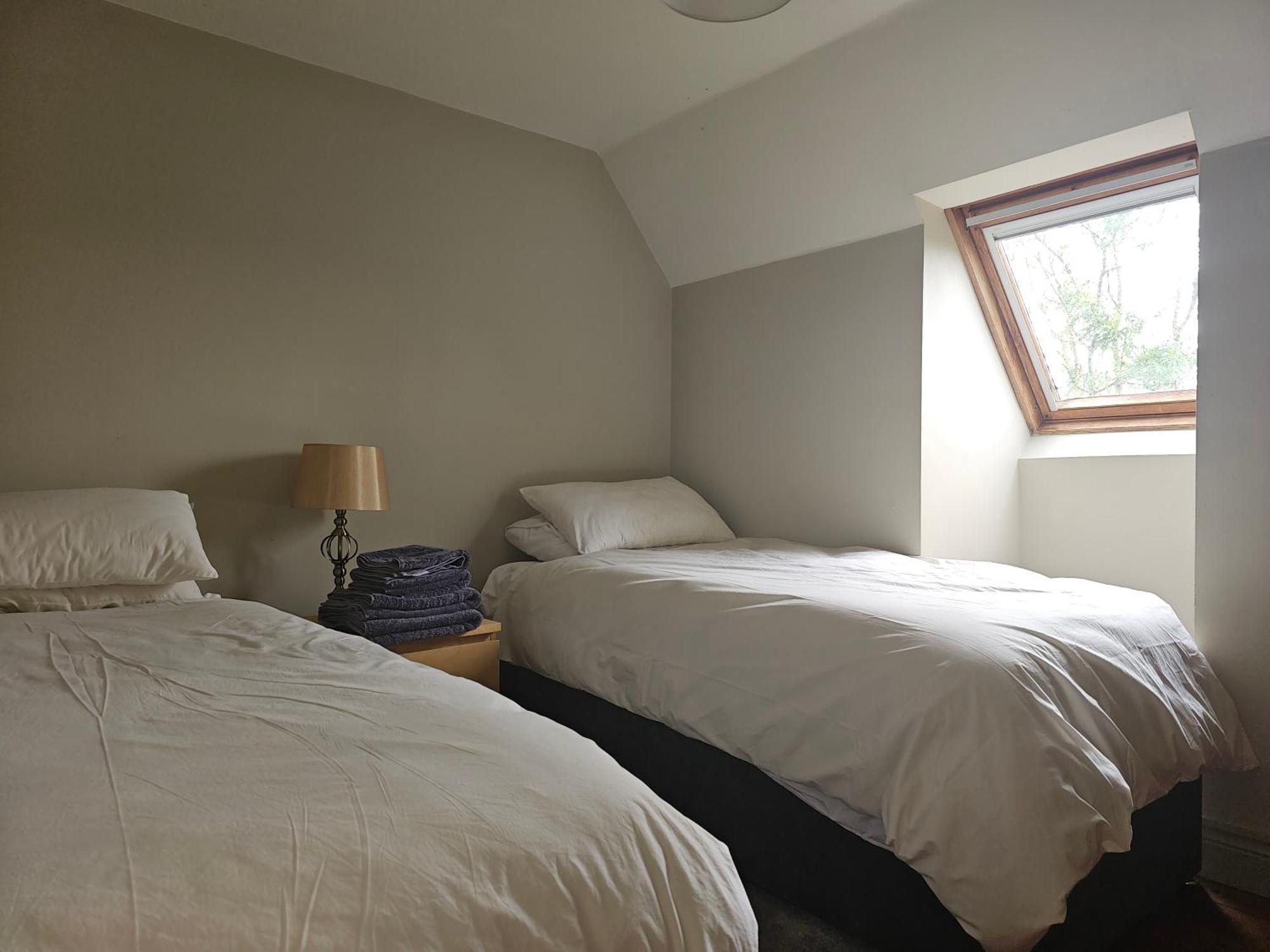 Longford Holiday Red Rose Self Catering Cottage Exterior photo